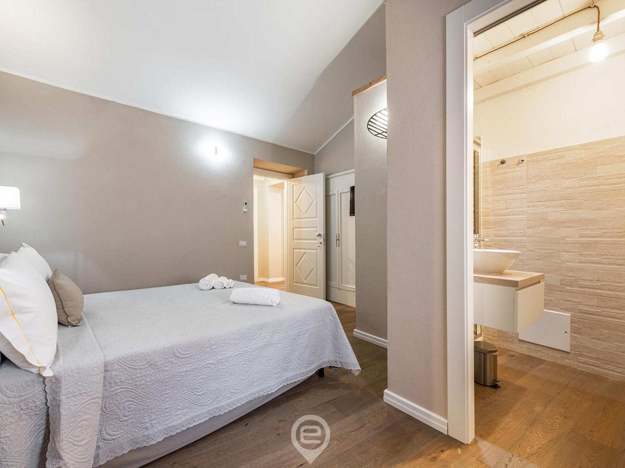 Promenade Boutique Rooms - City Centre 卡利亚里 外观 照片